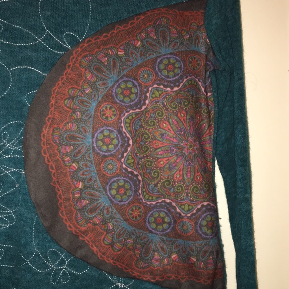 Smash! Green Sweater - Picture 4 of 4